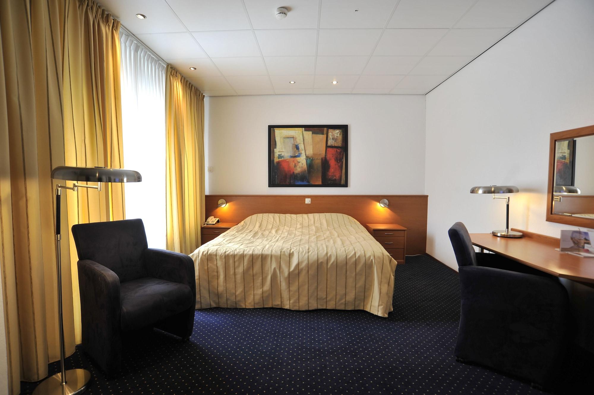 City Hotel Berg-op-Zoom Extérieur photo