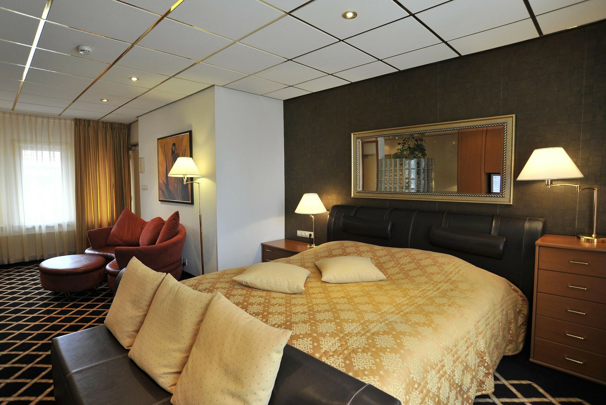 City Hotel Berg-op-Zoom Extérieur photo