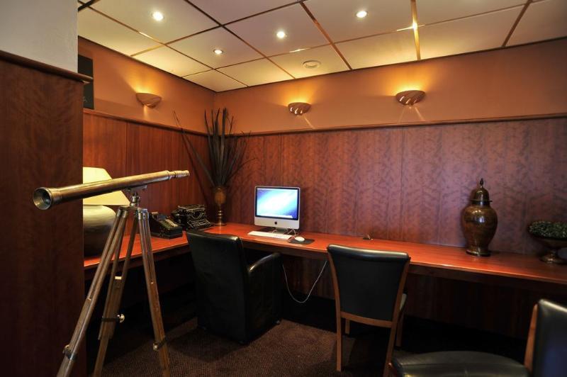 City Hotel Berg-op-Zoom Extérieur photo