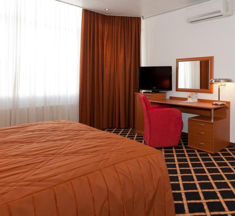 City Hotel Berg-op-Zoom Extérieur photo
